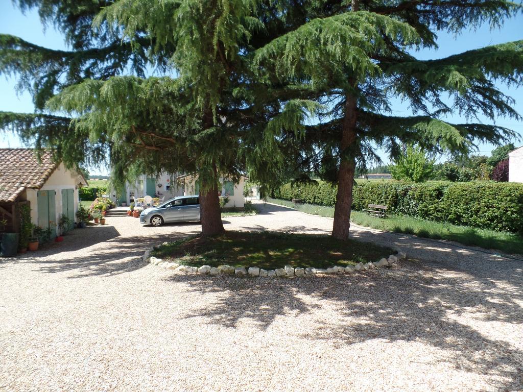 Chambres d'hôtes Gondeville Jarnac Exterior foto